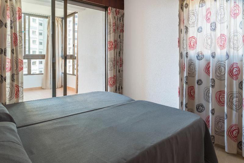Gemelos 4 Benidorm Cameră foto